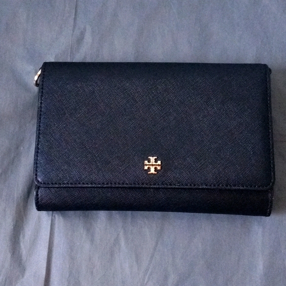 Tory Burch Handbags - Tory Burch clutch